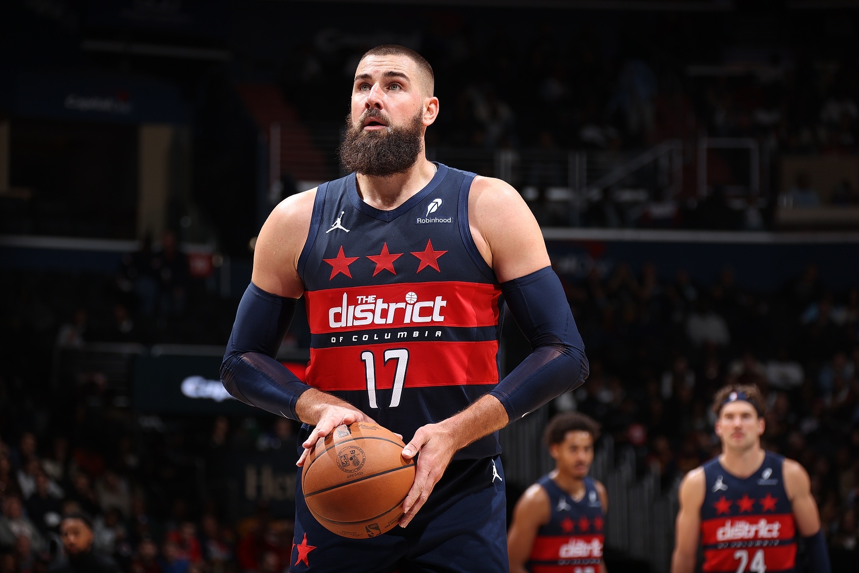 九游官网包含关键时刻体能课后，波特兰开拓者外线爆发备战NBA常规赛，态度坚定，资深球员宣示担当的词条