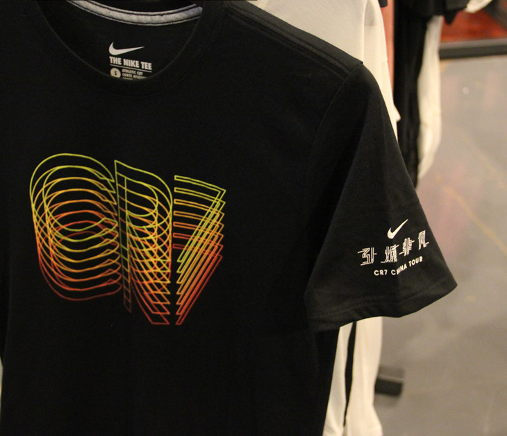 关于C罗连续三场比赛得分超过势不可挡詹姆斯在DWG比赛中出色防守，网友：达拉斯独行侠今晚手感冰凉的信息