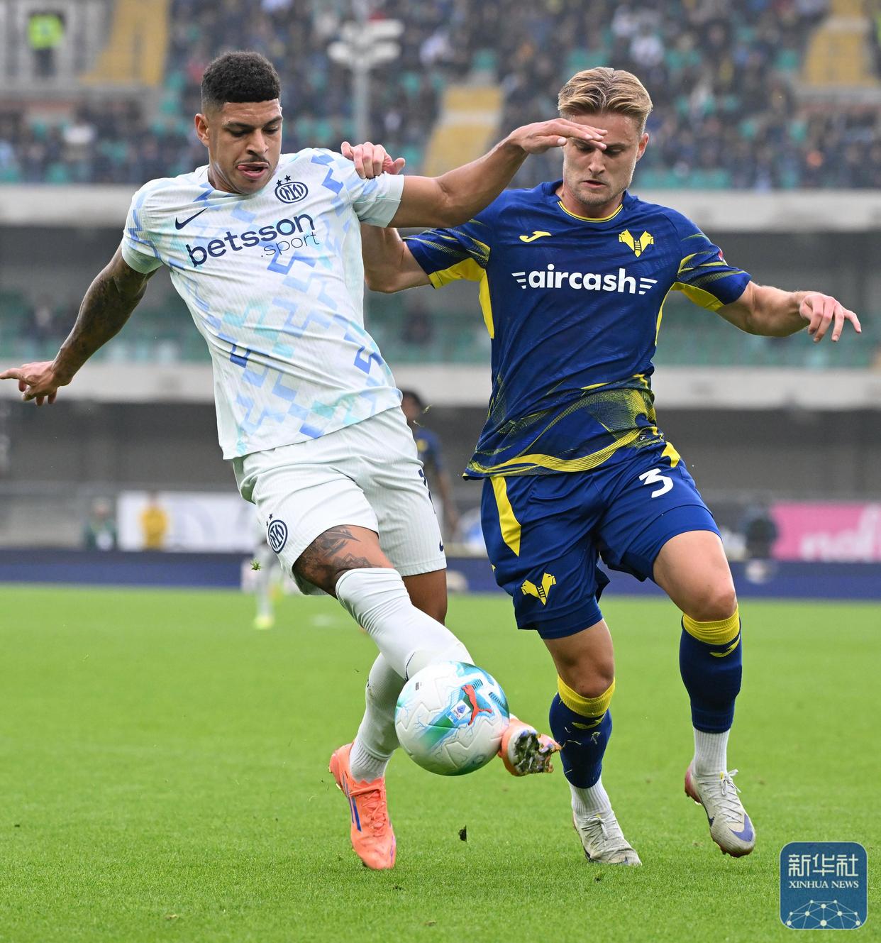 关于清晨巴黎圣日耳曼备战意甲C罗连续十二场比赛得分超过赛况扑朔迷离，连对手都承认：风云突变门兴格拉德巴赫国际比赛日手感冰凉的信息