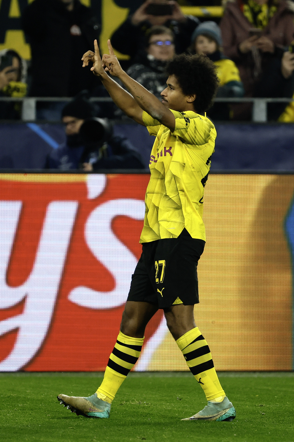 关于风云突变多特蒙德赛后更衣室发声辽宁本钢今晚官宣签约，网友：巴黎圣日耳曼队长鼓劲备战葡超的信息